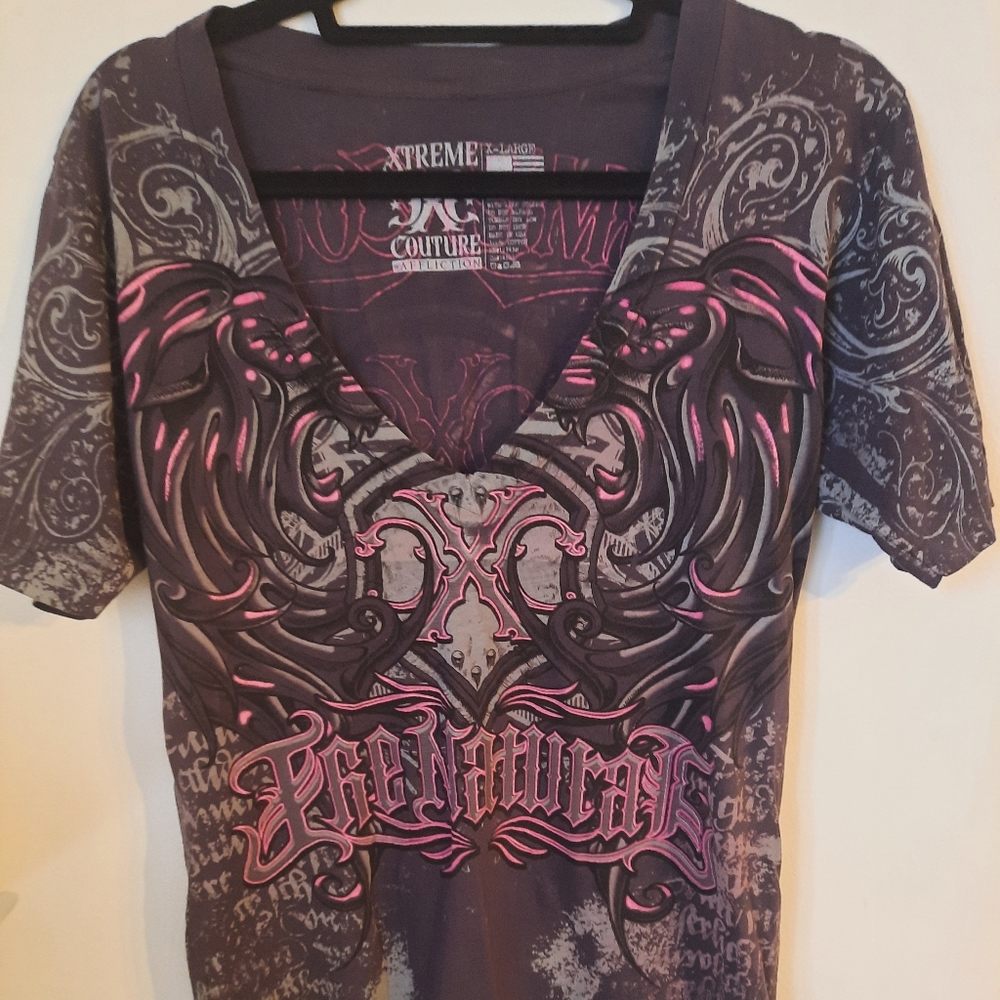 Xtreme couture by Affliction V neck t shirt